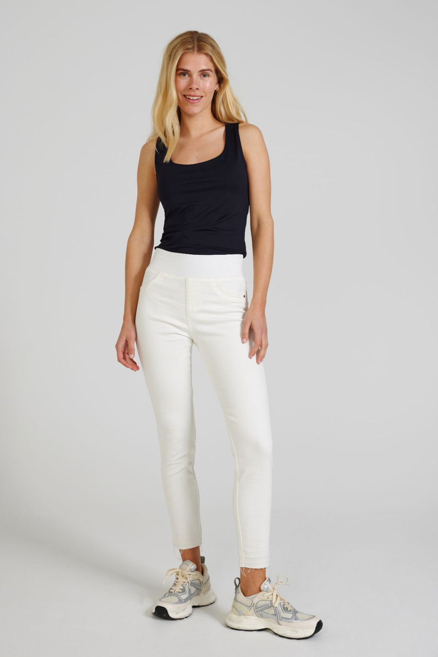 FQSHANTAL - ANKLEPANTS WITH WAISTBAND - WHITE