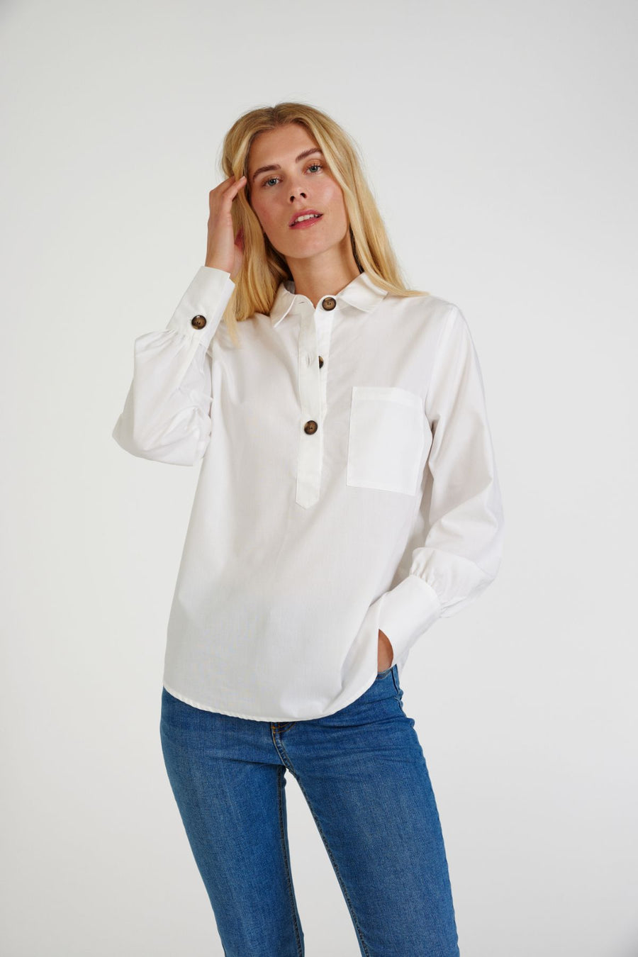 FQFLYNN - SHIRT - WHITE