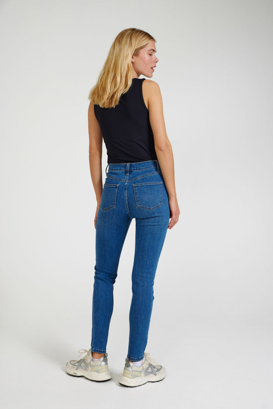 FQHARLOW - JEANS WITH TIGHT FIT - BLUE