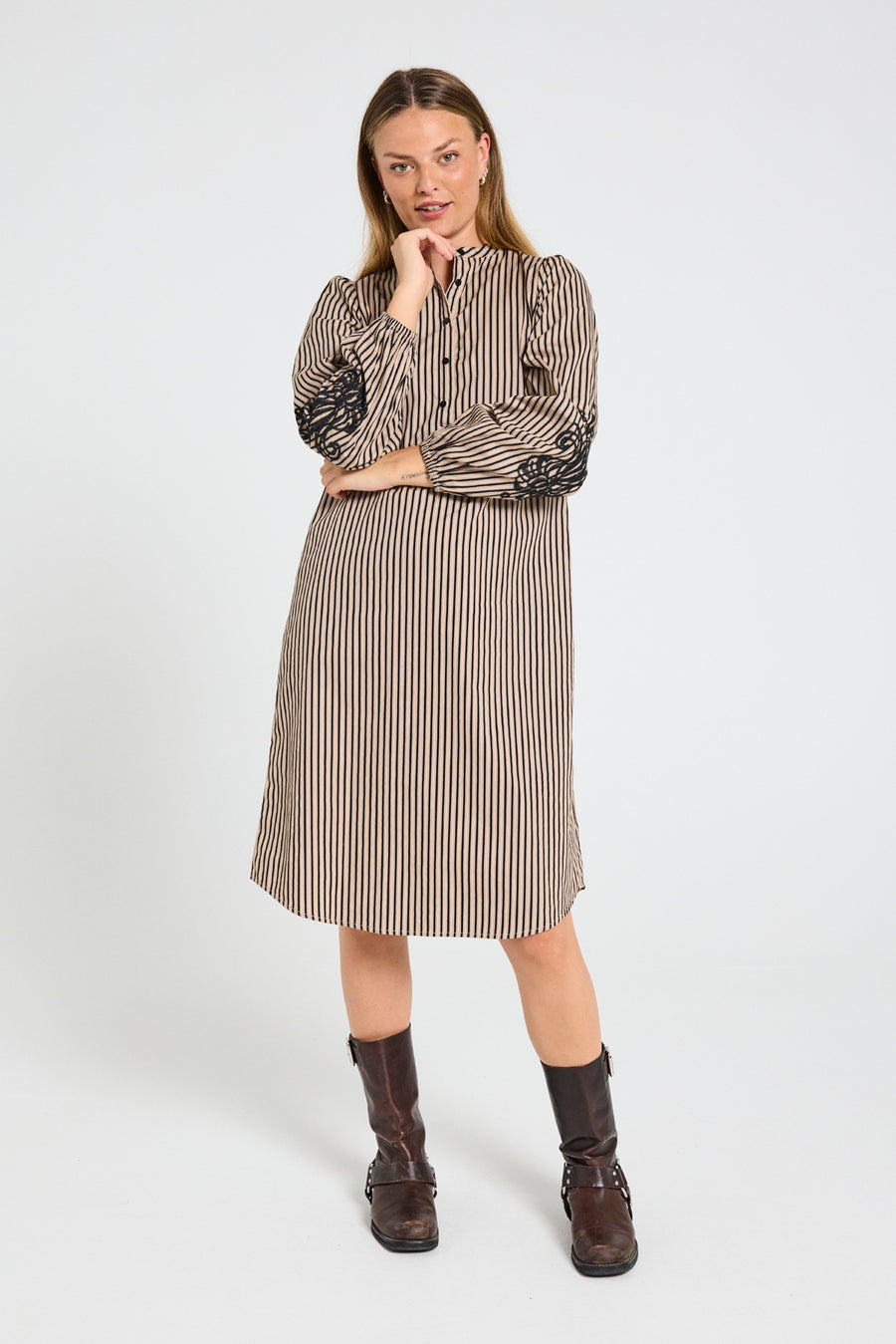 FQJOLIE - STRIPED DRESS - BLACK AND BEIGE