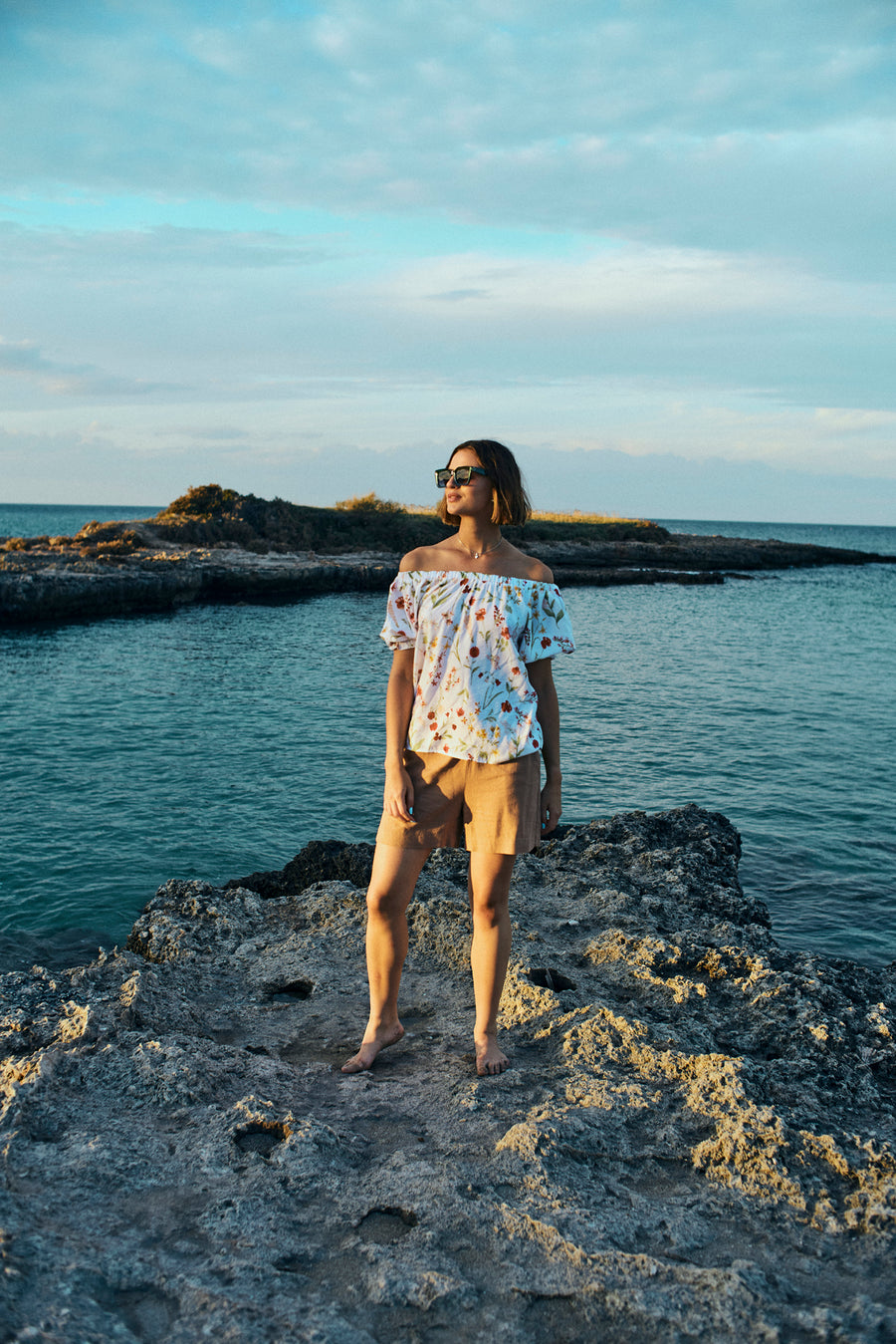 FQMELE - FLORAL BLOUSE - WHITE
