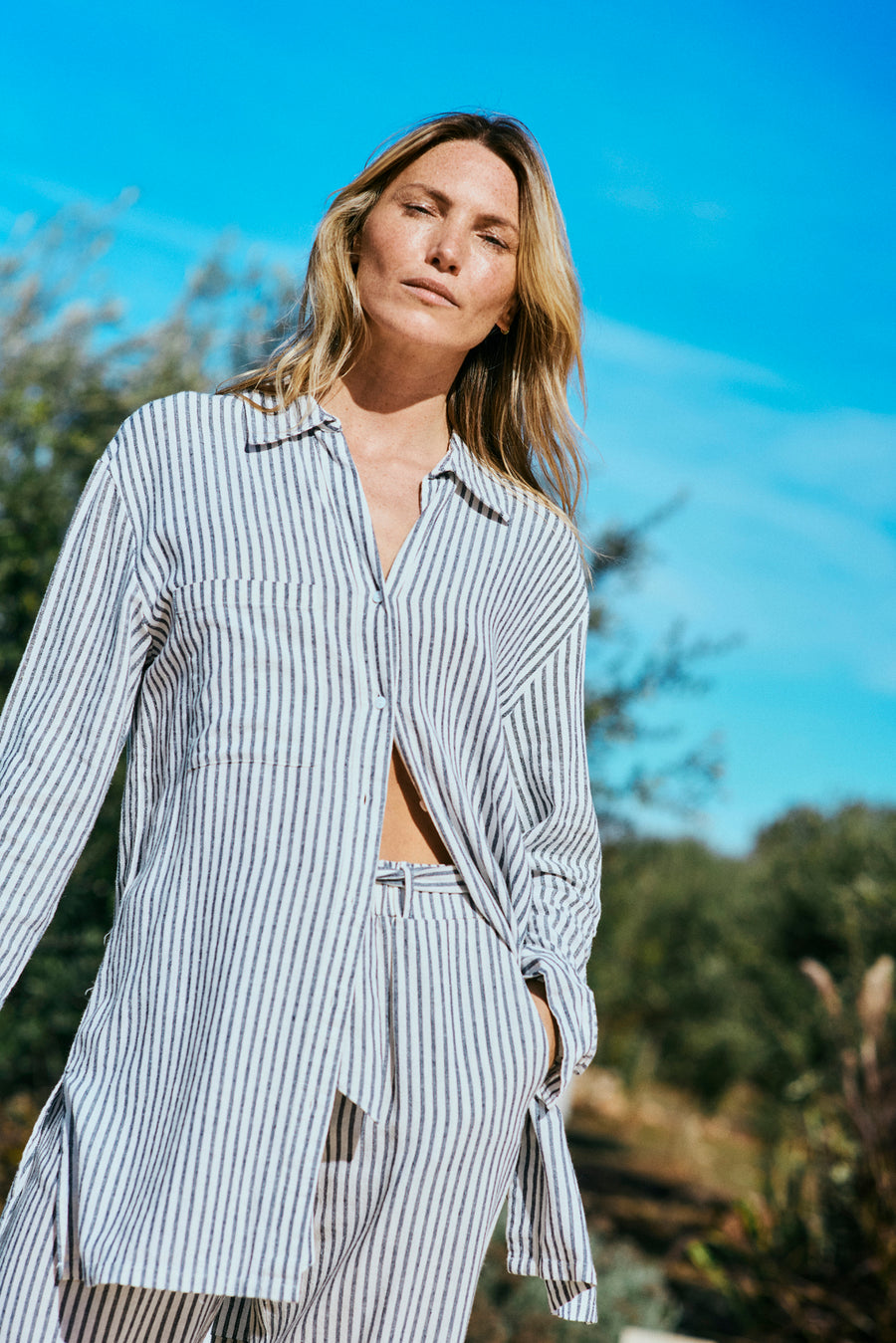 FQLAVISCO - LONG SHIRT - WHITE AND BLUE