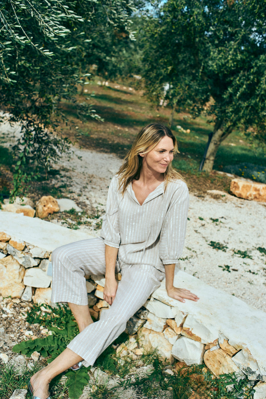 FQLALUX - STRIPED BLOUSE - BEIGE AND WHITE
