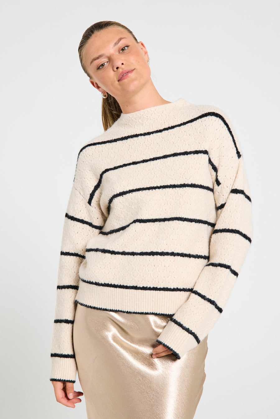 FQHARA - PULLOVER - WHITE AND BLACK