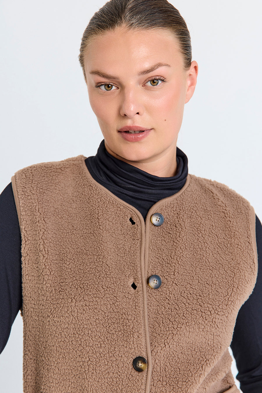 Fqeddy - waistcoat - Brown