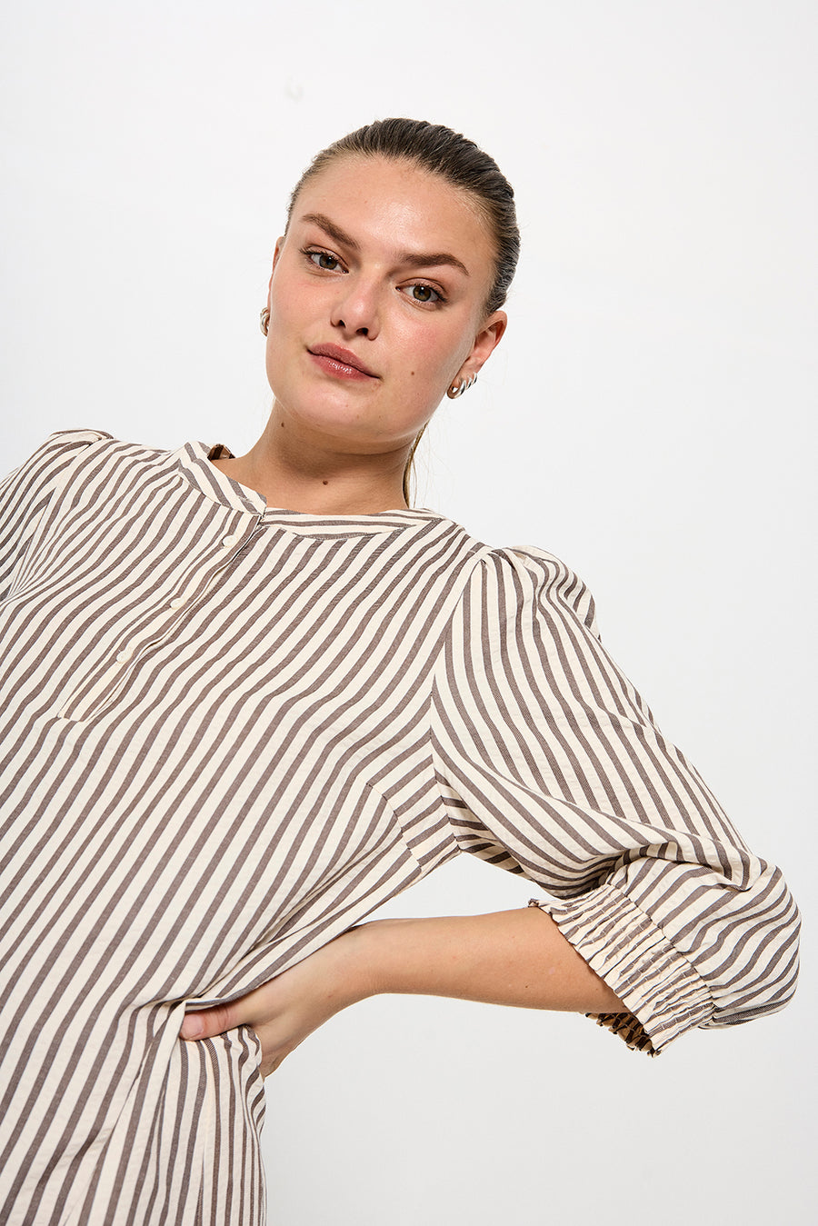 FQABY - DRESS - WHITE AND BROWN