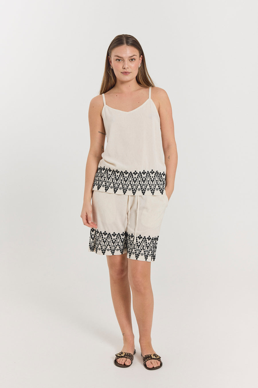 FQLINUS - Shorts met borduurdetails - Beige