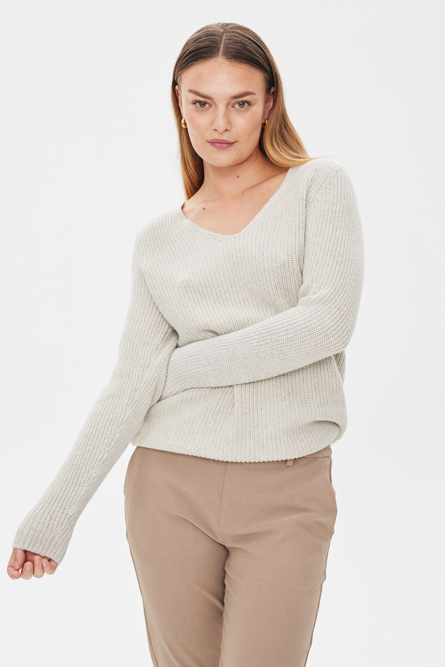 FQELLIS - PULLOVER WITH A V-NECK - BEIGE
