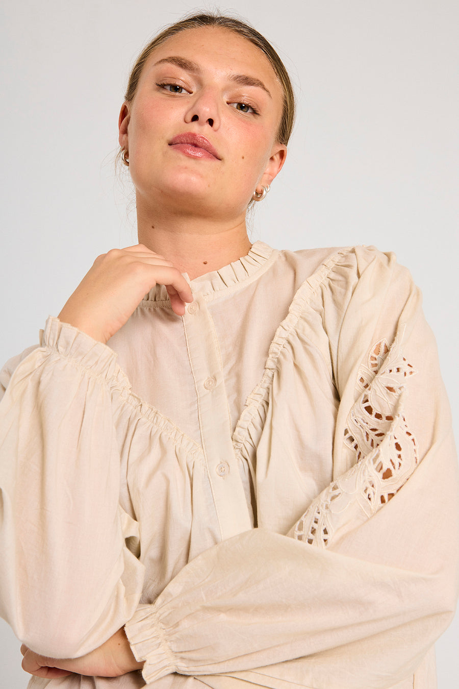 FQMORI - SHIRT - BEIGE