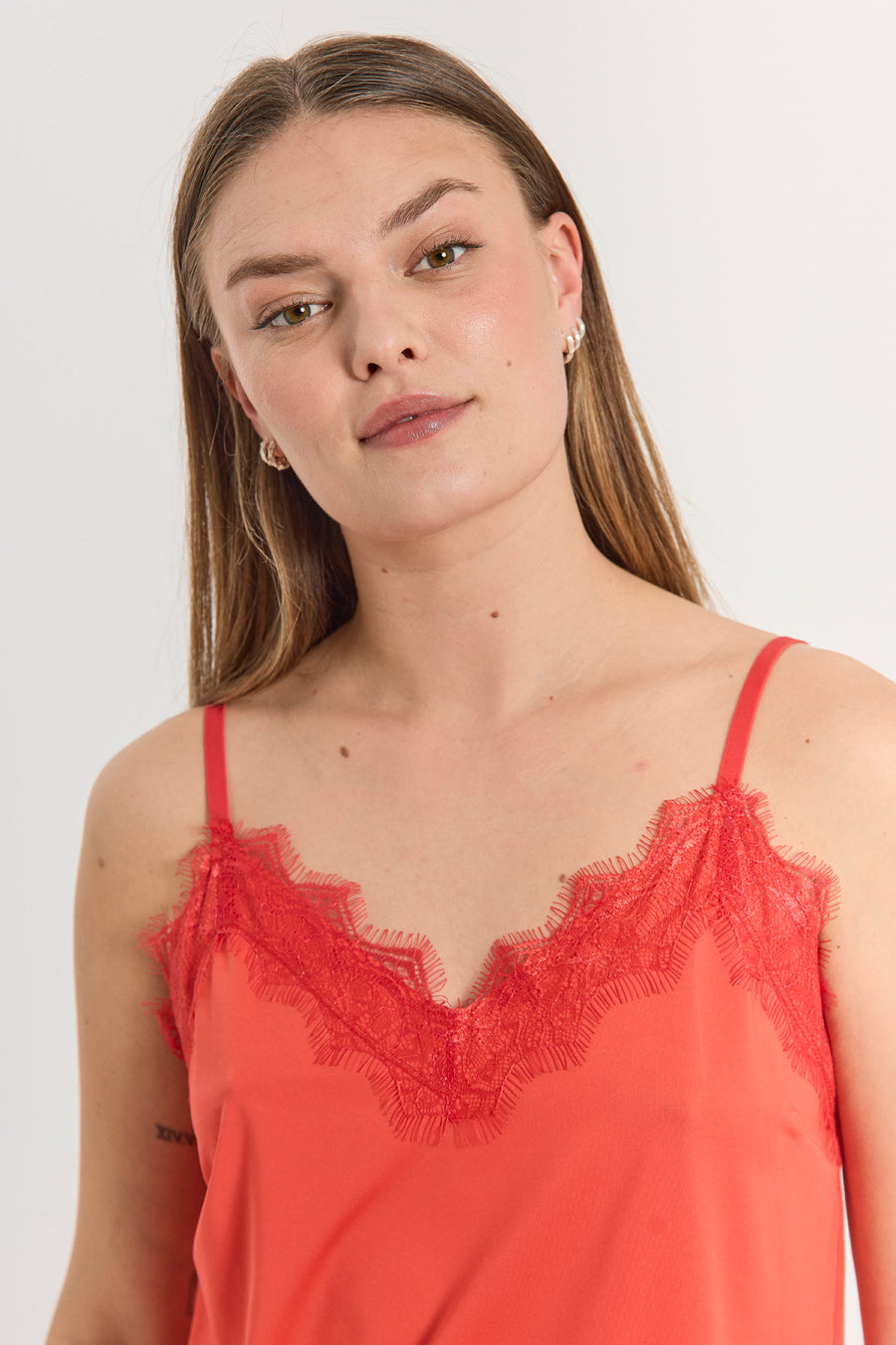 FQBICCO - LACE TOP - RED