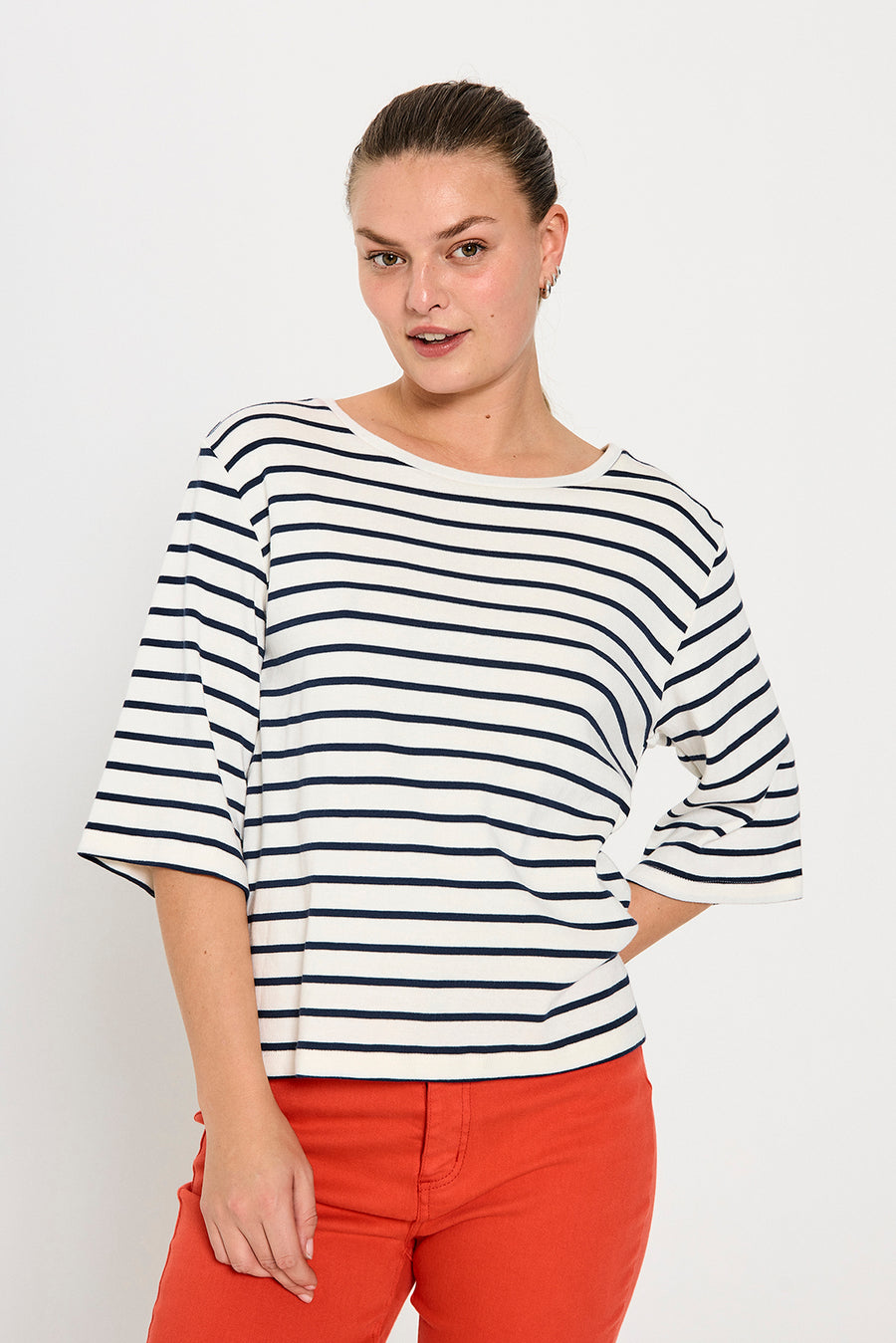FQMILA - T-SHIRT - WHITE AND BLUE
