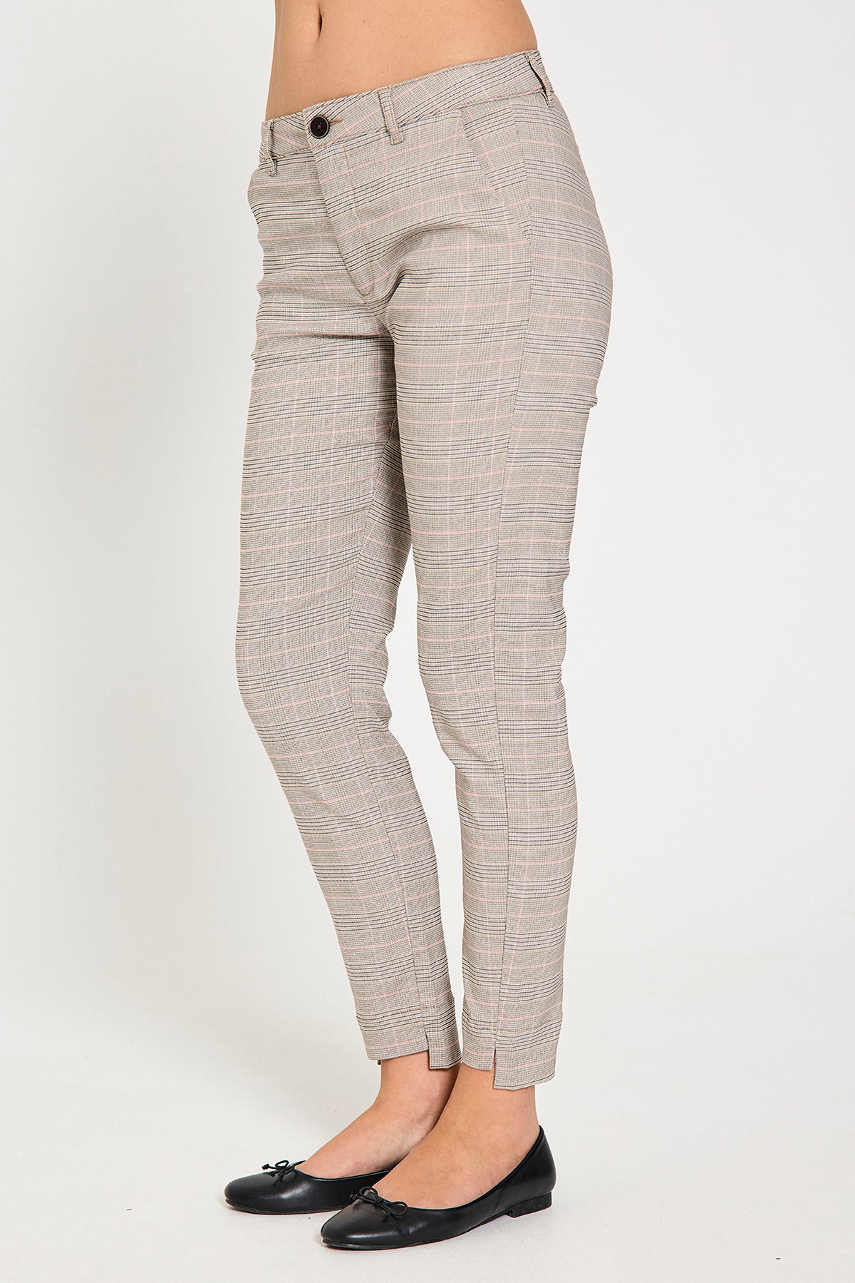 Freequent ankle pants | See the selection here