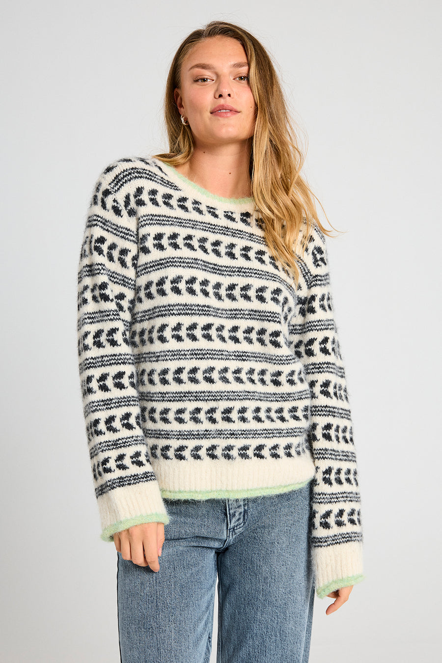 FQLOUISA - PULLOVER - BLACK AND WHITE