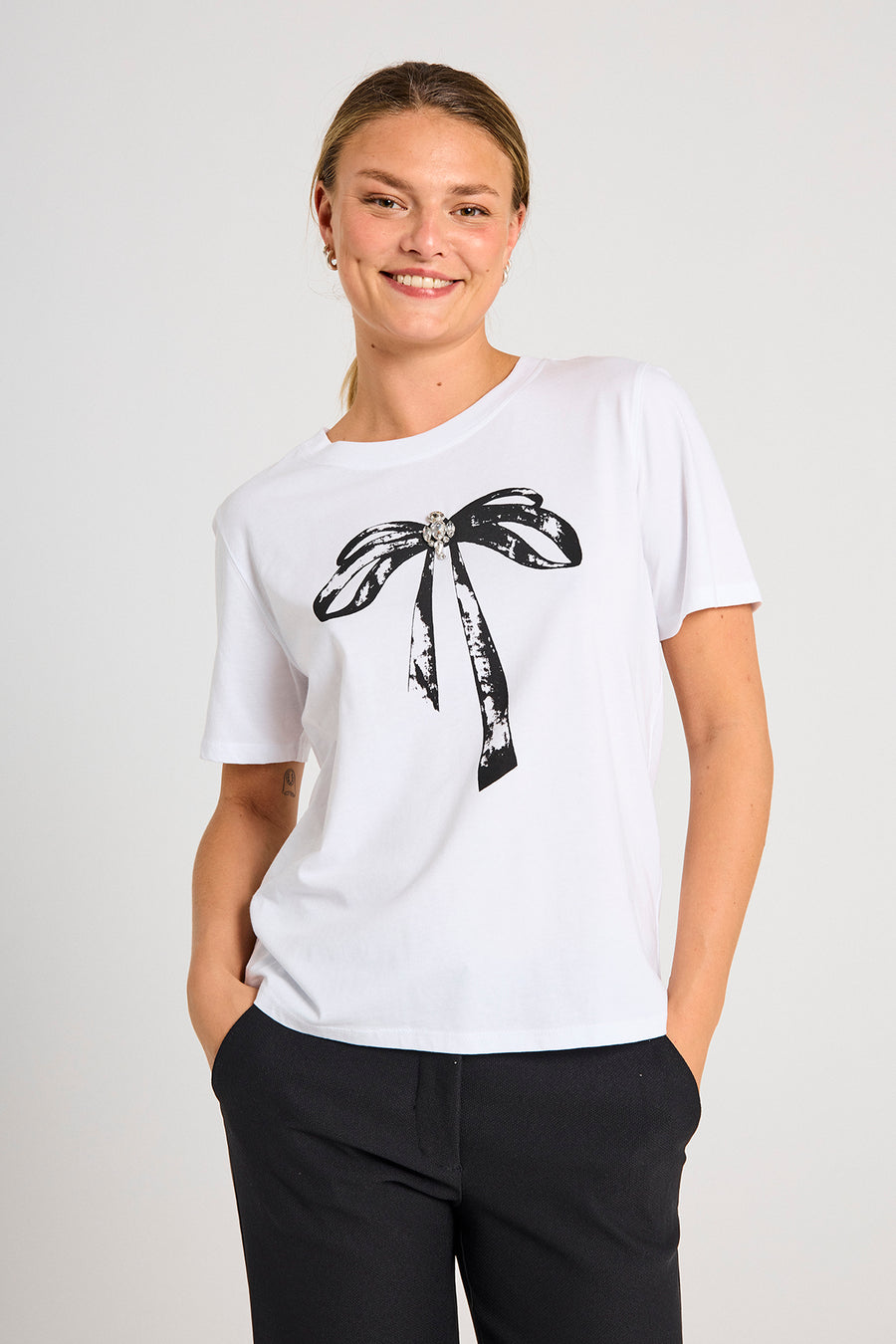 FQFENJAL - T-SHIRT - BLACK AND WHITE