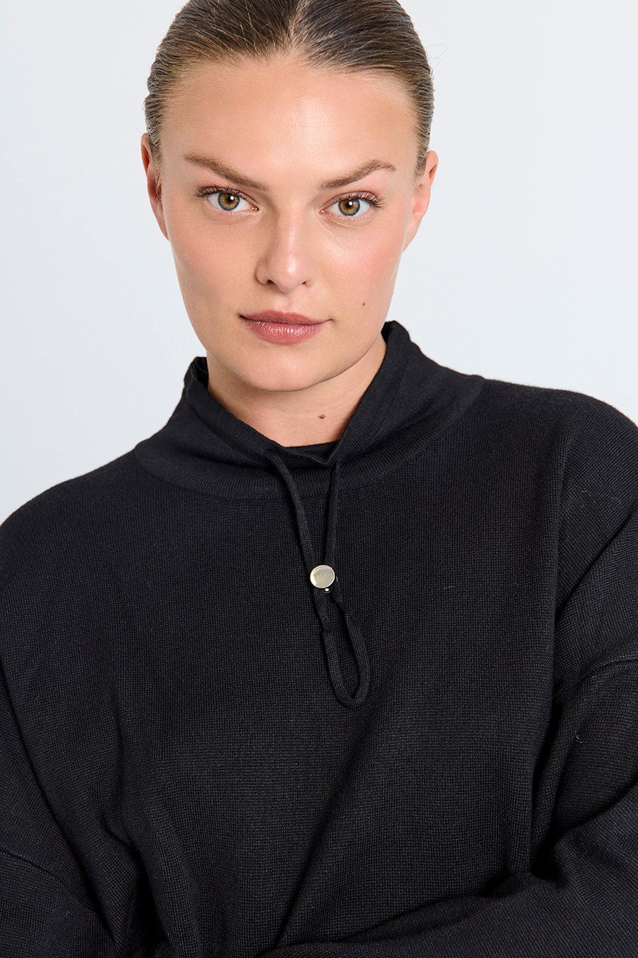 FQANI - PULLOVER - BLACK