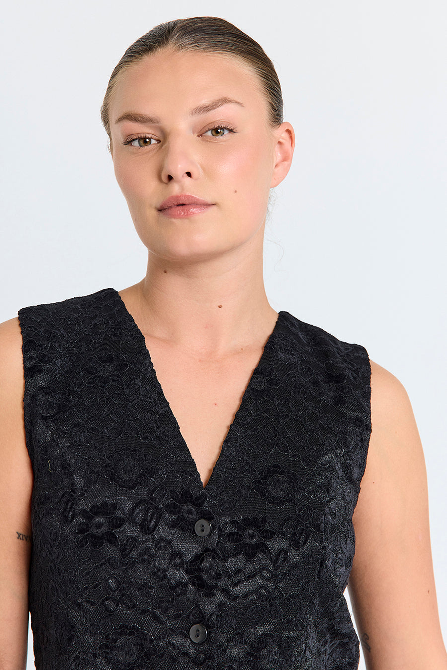 FQGRY - WAISTCOAT - BLACK