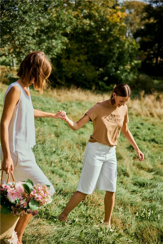 Fqlinus - top met kant - beige