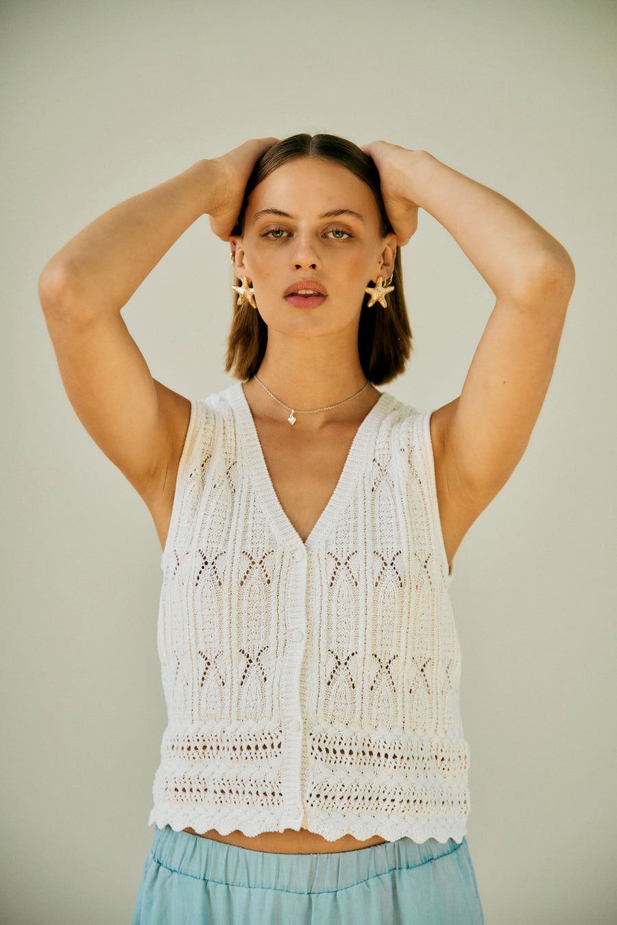 FQFRAYA - KNITTED WAISTCOAT - WHITE