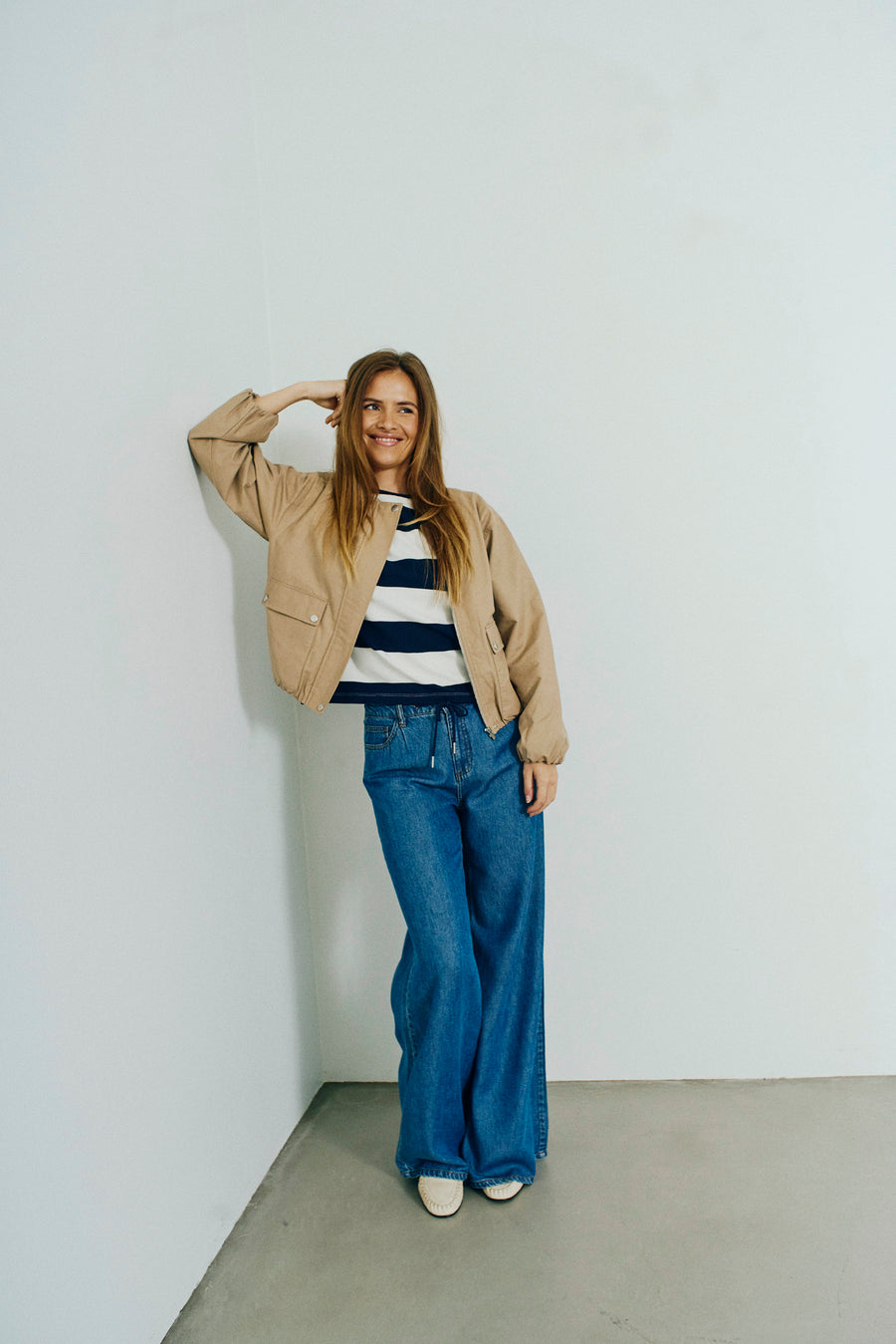 FQFAMILA - T-SHIRT - WHITE AND BLUE