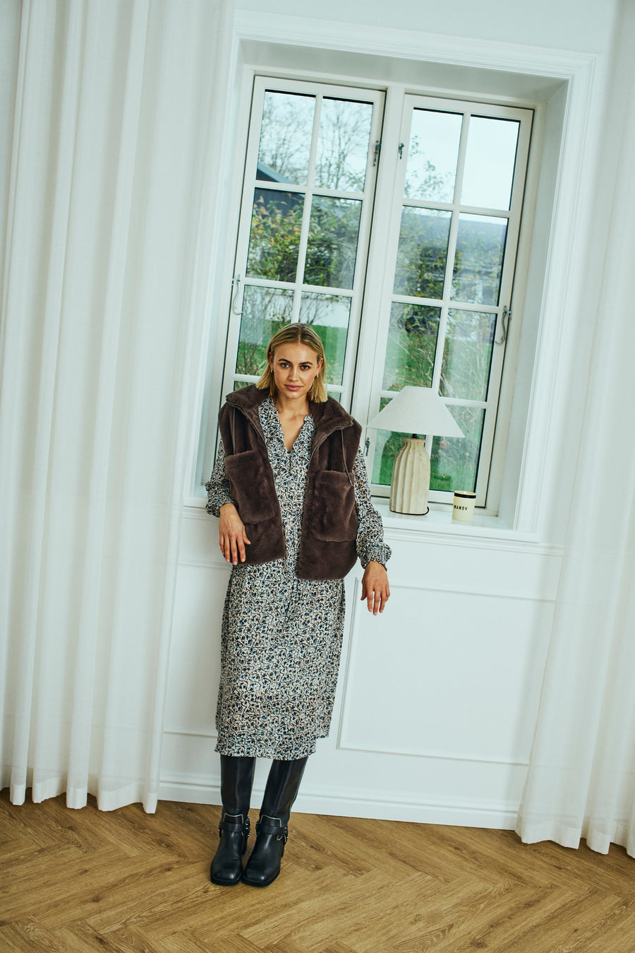 FQFONY - WAARCOAT IN FAUX Fur - Brown