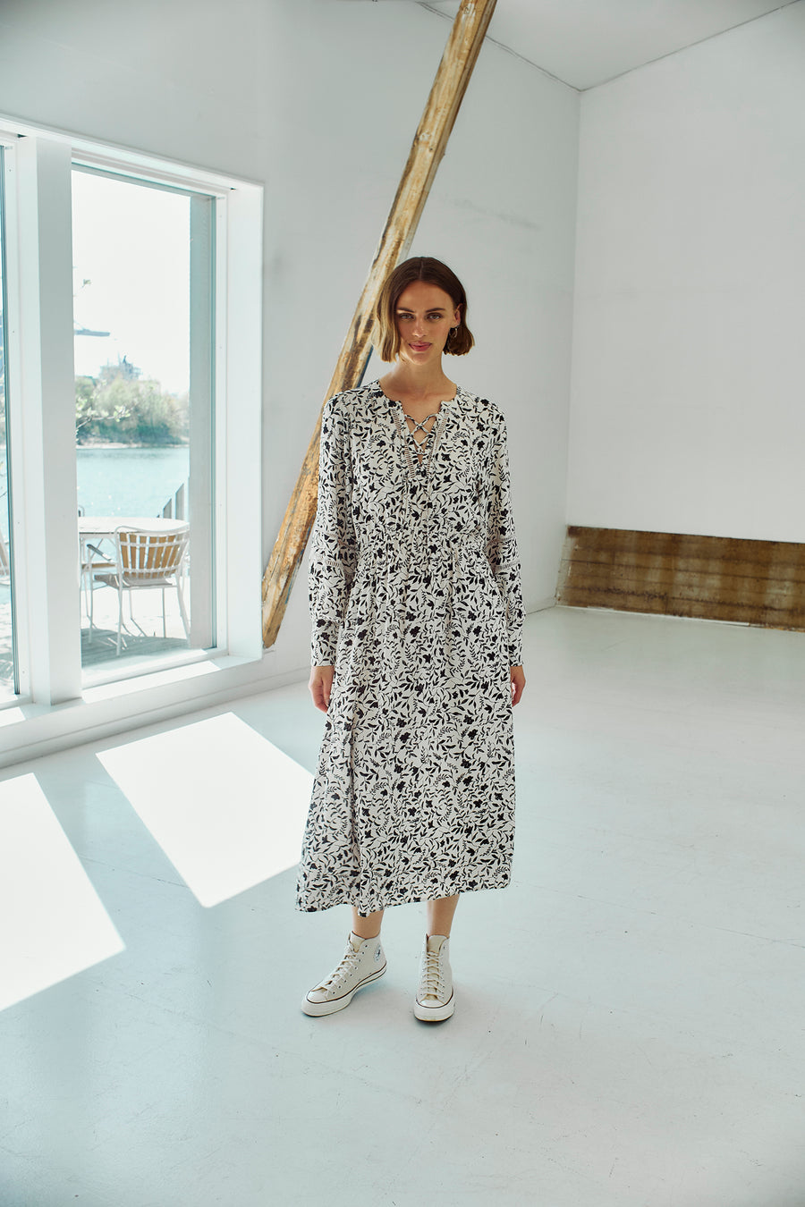 FQLOVY - FLORAL DRESS - BEIGE AND BLACK