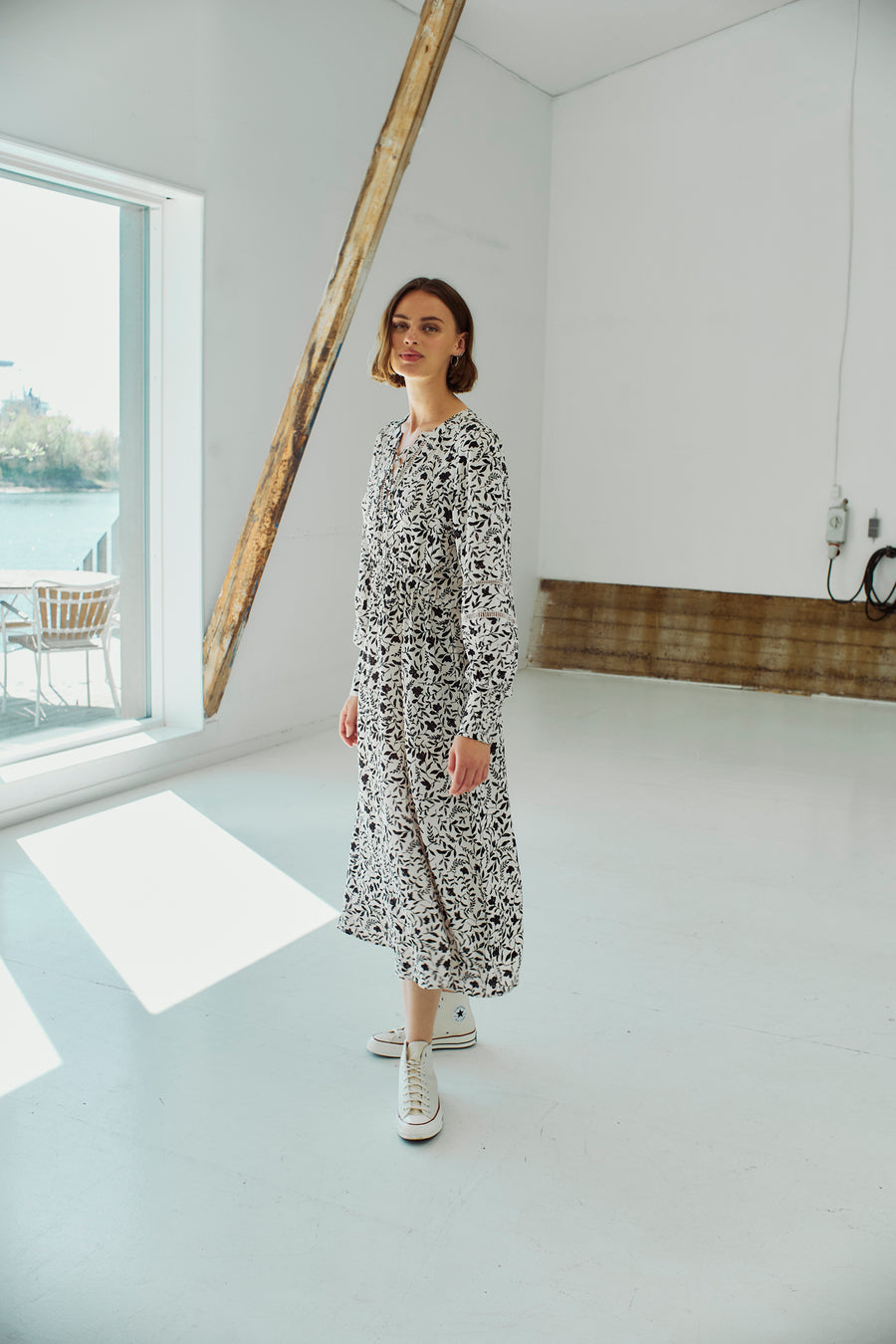 FQLOVY - FLORAL DRESS - BEIGE AND BLACK