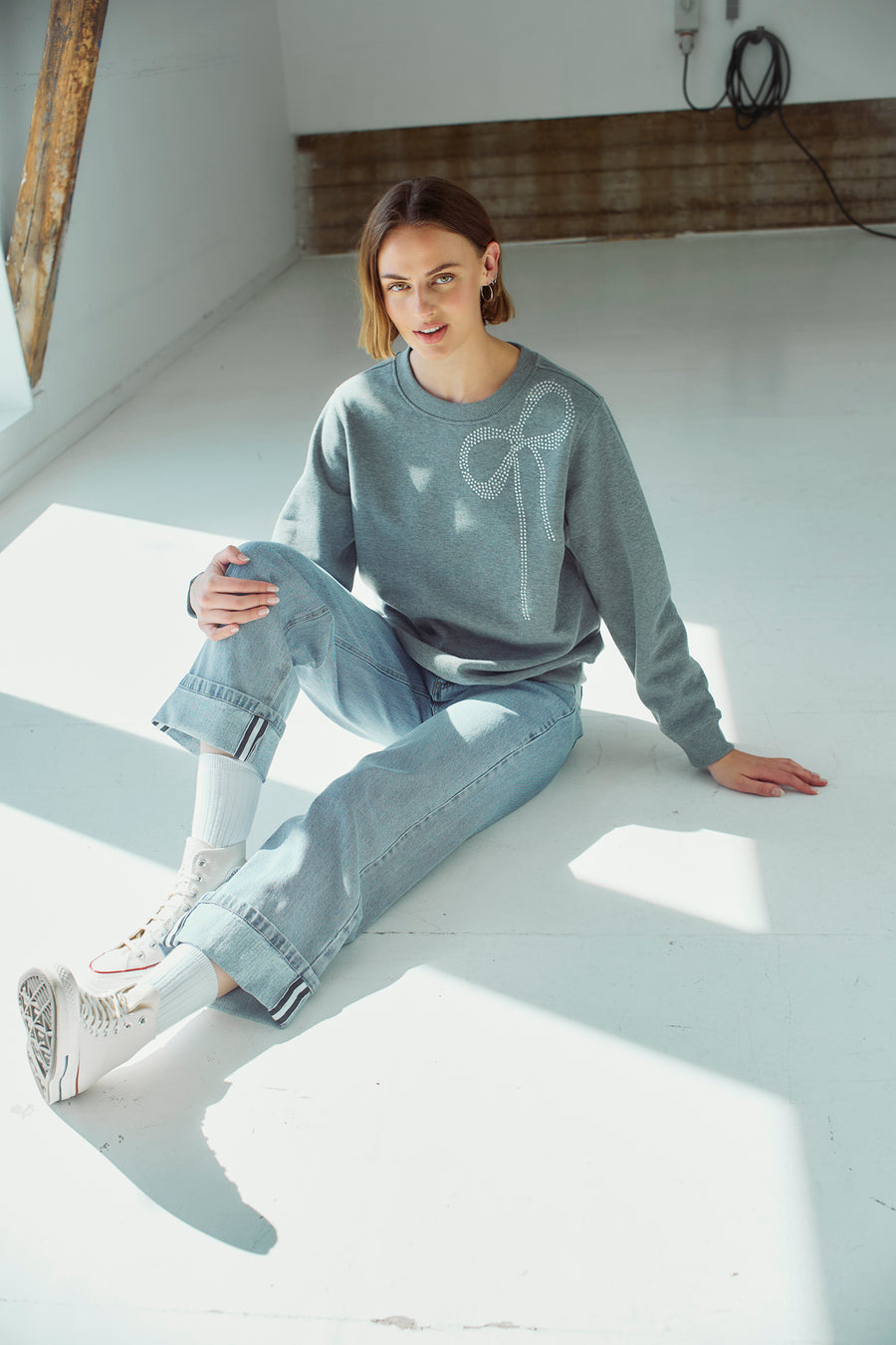 FQCHASE - PULLOVER - GREY