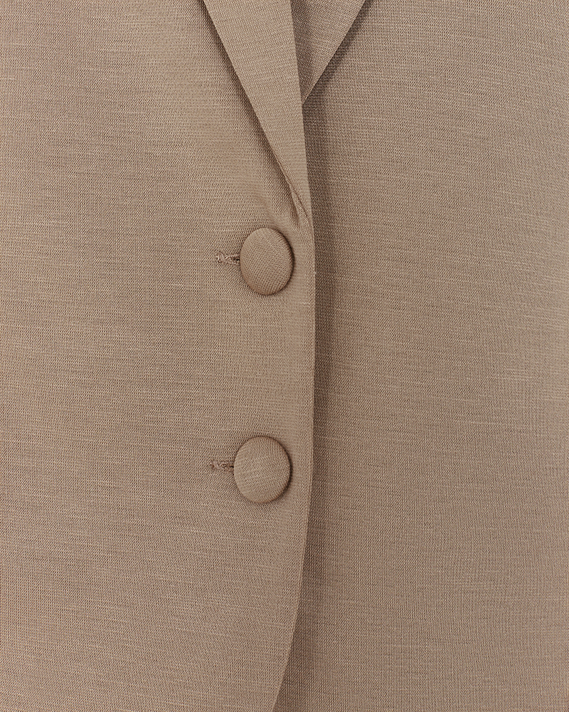 FQNANNI - FORM-FITTING BLAZER - BROWN