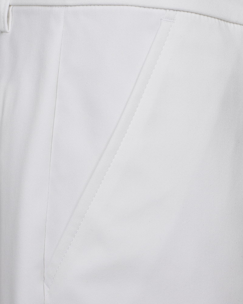 FQISABELLA - SHORTS - WHITE