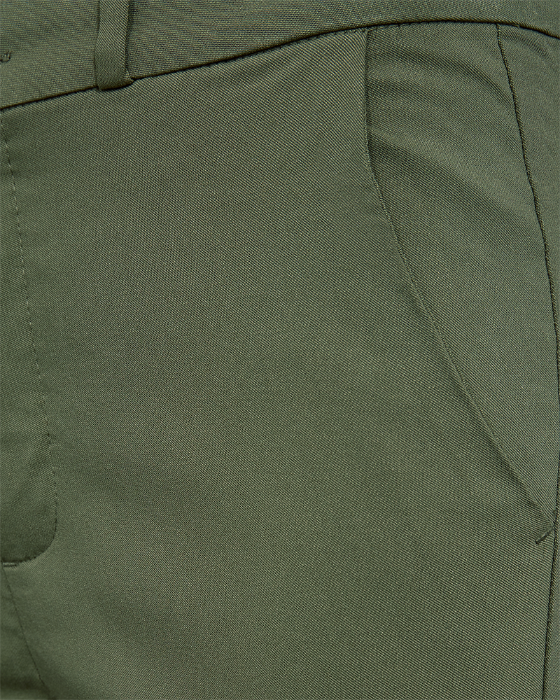 FQSOLVEJ - CAPRI PANTS - GREEN