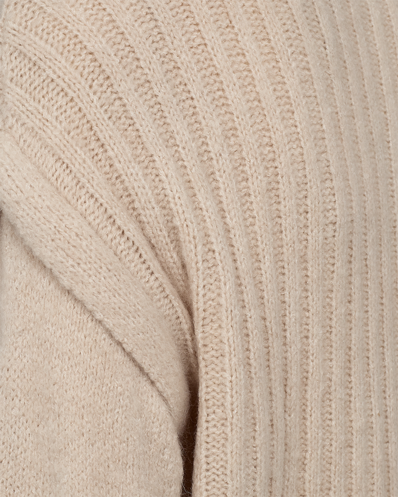 FQSILA - KNITTED CARDIGAN - BEIGE
