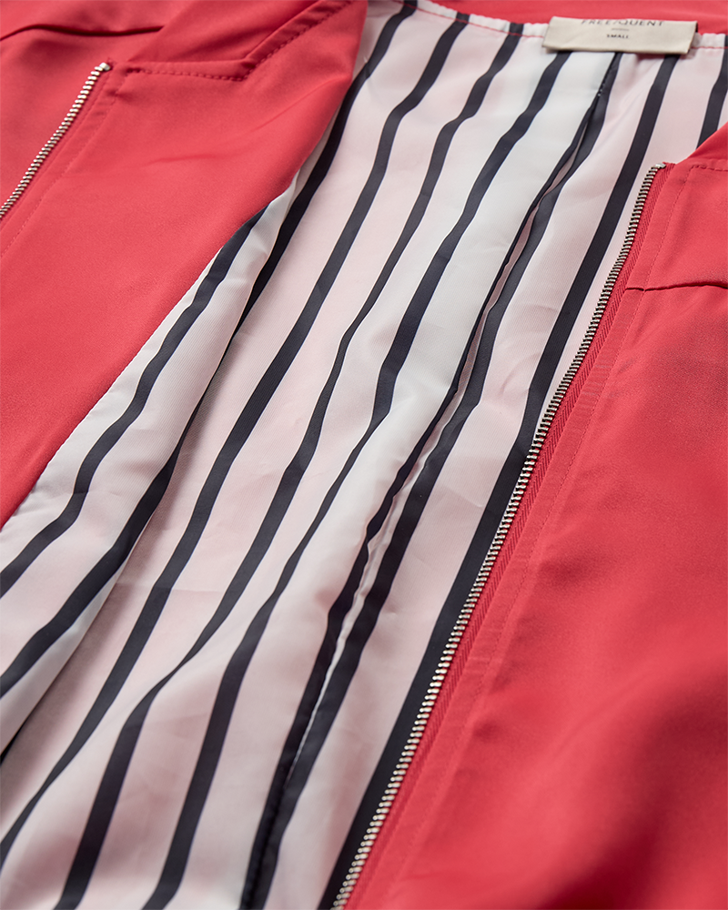 FQFLEN - JACKET - RED