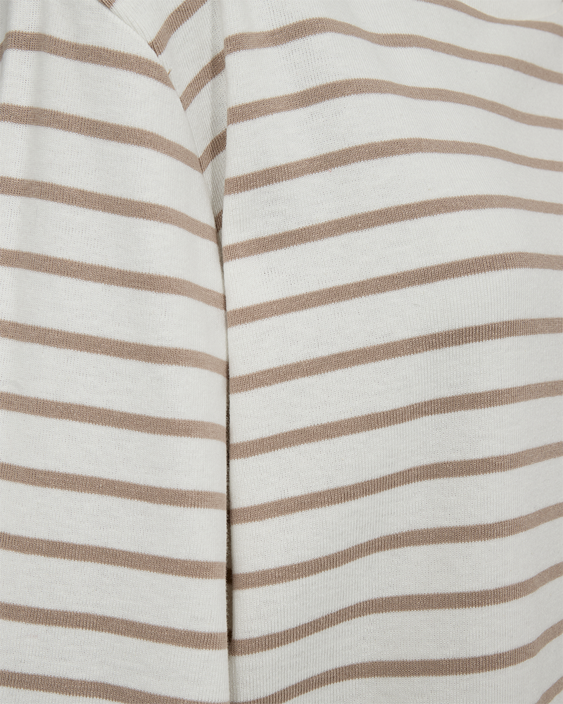 FQMILA - T-SHIRT - WHITE AND BROWN