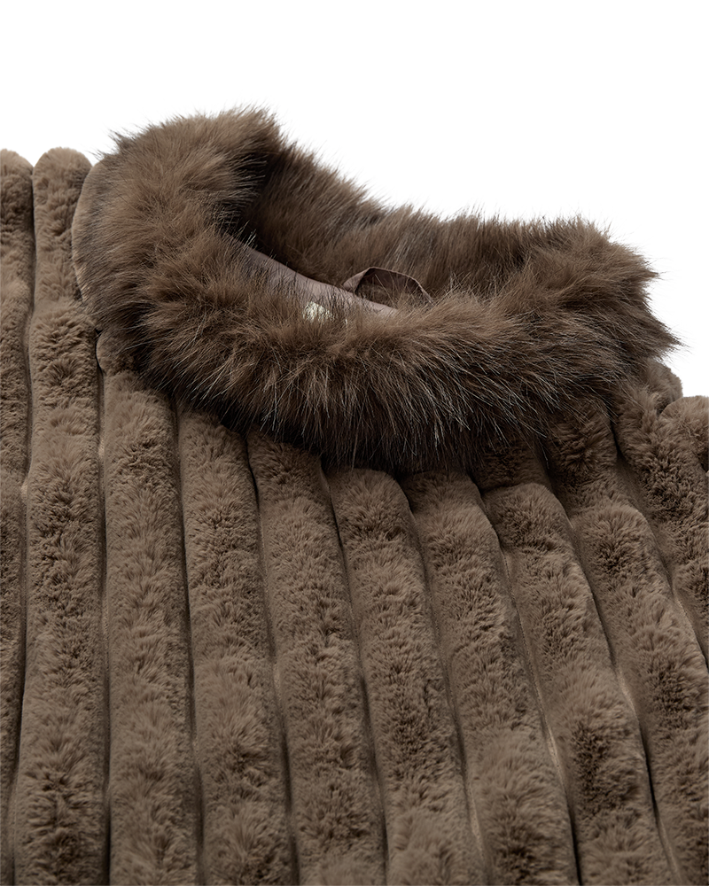 Fqkokan - faux bont poncho - bruin en beige